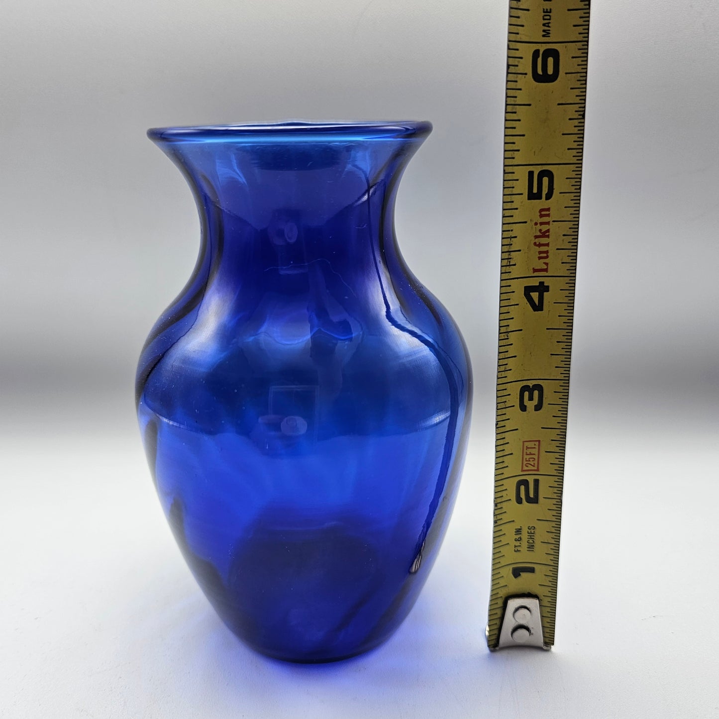 Small Blue Optic Swirl Glass Vase