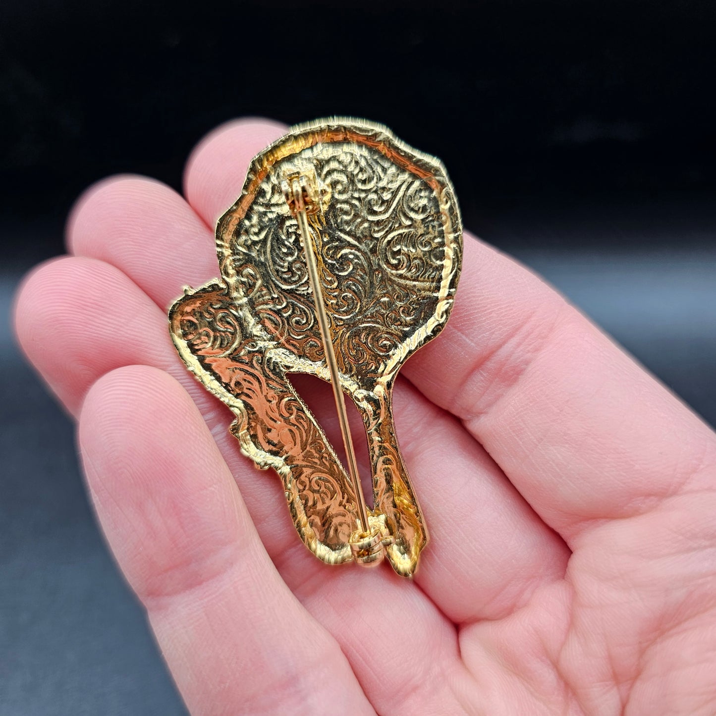 Vintage Hand Mirror and Comb Gold Tone Brooch