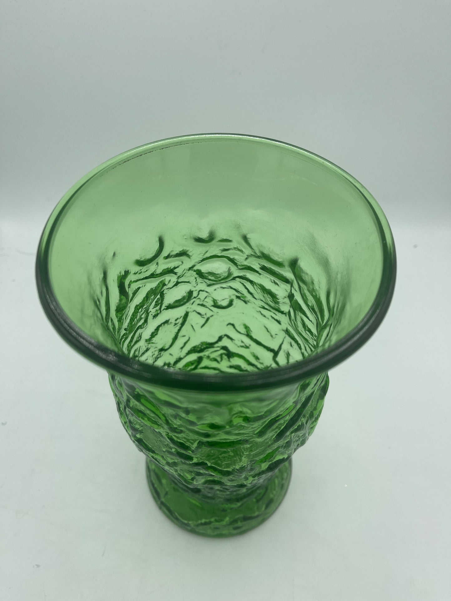 E O Brody Green Crinkle Vase - Medium