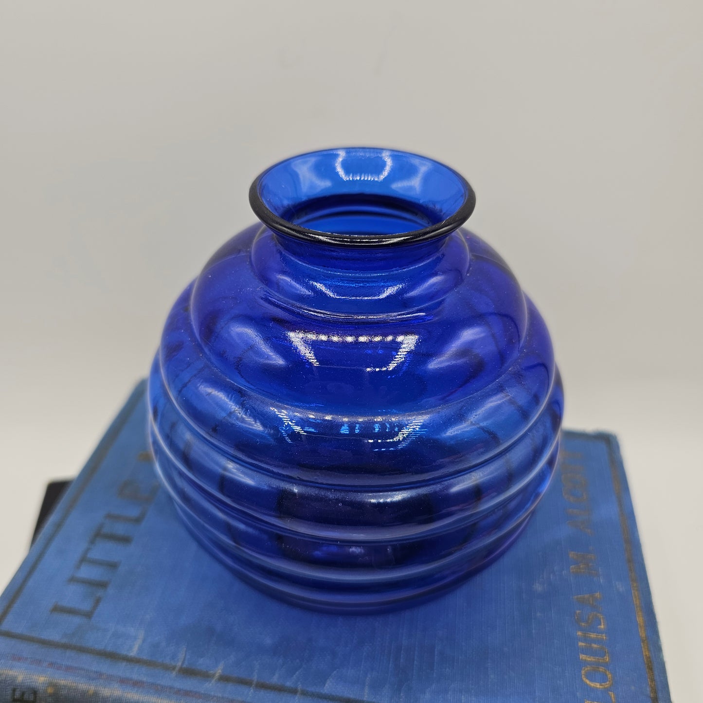 Vintage Cobalt Blue Glass Ribbed Beehive Vase