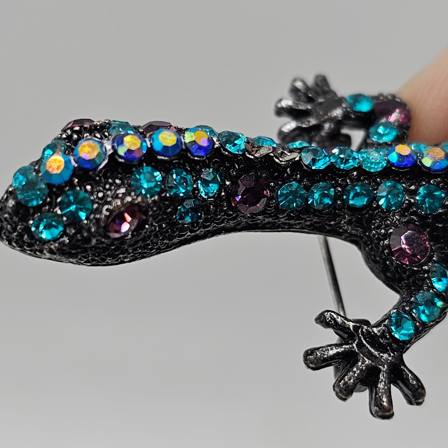 Blue and Purple Crystal Lizard Brooch with Jointed Tail