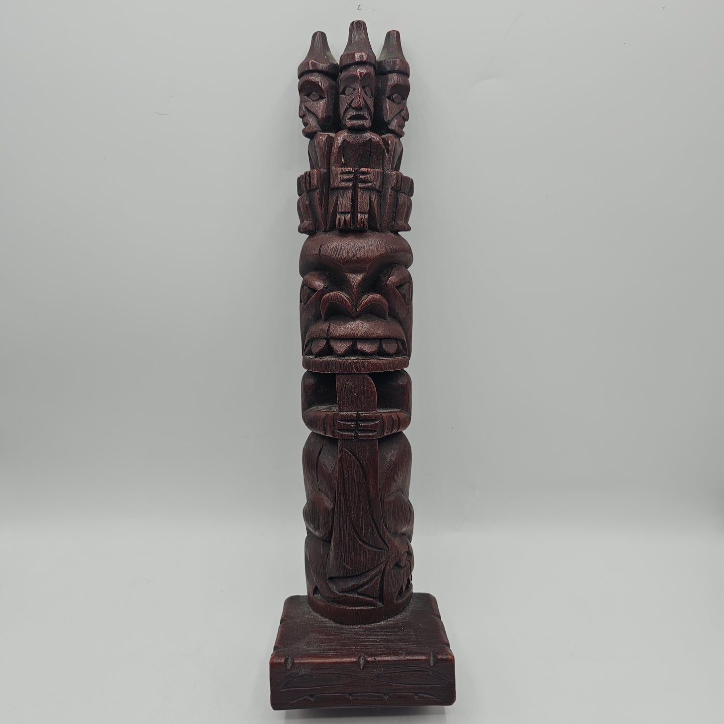 Creed Totems Decorative Totem